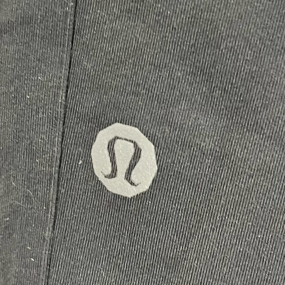 Lululemon Black Cropped Wide-Leg Pants - Size M - Picture 7 of 12